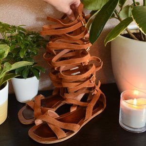 RARE Free People Romana Suede Festival Sandals